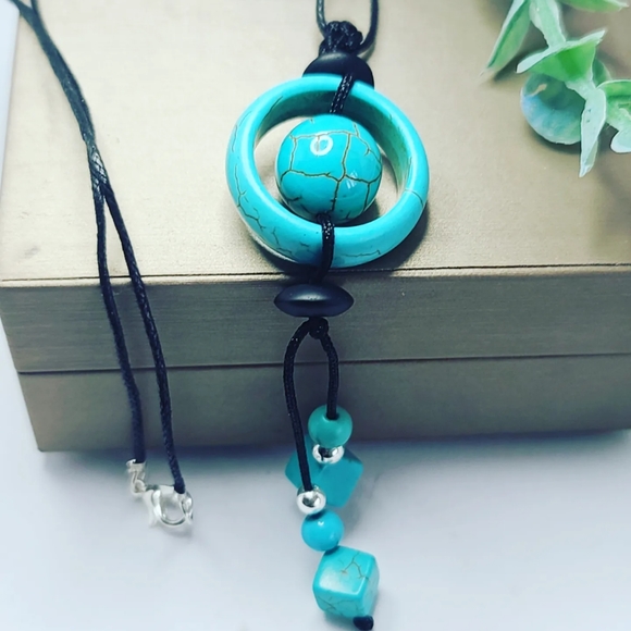 Turquoise  style necklace - Picture 2 of 3
